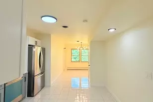 833 W Heritage Dr, Addison, IL 60101 - Photo 6