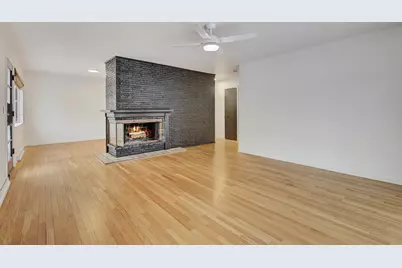 1343 Oxford Road, Deerfield, IL 60015 - Photo 2