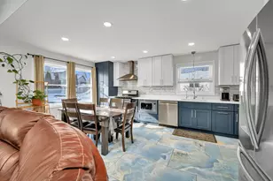 1204 Boston Ave, Joliet, IL 60435 - Photo 8