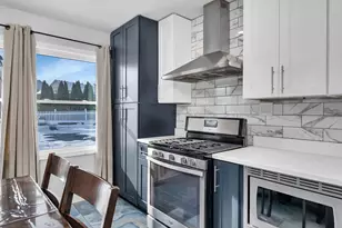 1204 Boston Ave, Joliet, IL 60435 - Photo 10