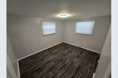 16358 Plymouth Drive, Markham, IL 60428 - Photo 8