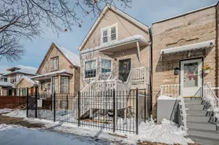4910 W Walton St, Chicago, IL 60651 - Photo 2