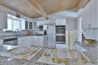 521 Michael Manor, Glenview, IL 60025 - Photo 12