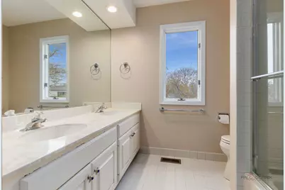 825 Downing Street, Northbrook, IL 60062 - Photo 22