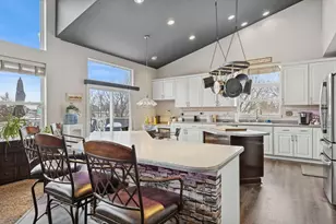 1950 Broadsmore Dr, Algonquin, IL 60102 - Photo 4