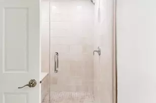 1312 W Fletcher St, Chicago, IL 60657 - Photo 26