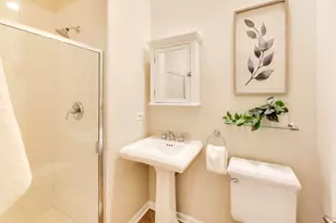 1312 W Fletcher St, Chicago, IL 60657 - Photo 18