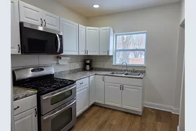 803 Broadway Avenue, North Chicago, IL 60064 - Photo 24