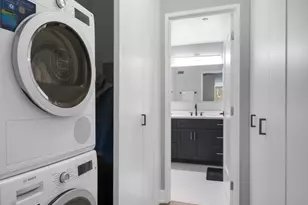 440 N McClurg Ct, Chicago, IL 60611 - Photo 12