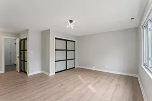 8650 Ferris Ave, Morton Grove, IL 60053 - Photo 16