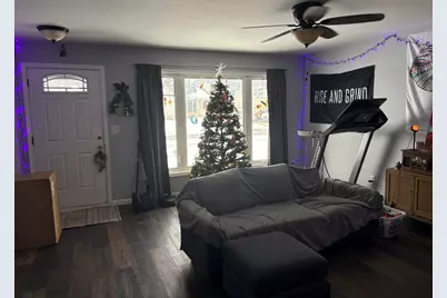 909 Carlisle Drive, Rochelle, IL 61068 - Photo 8