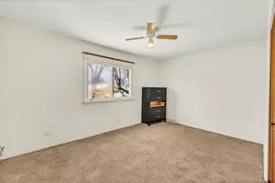 1132 Brighton Pl, Glen Ellyn, IL 60137 - Photo 12