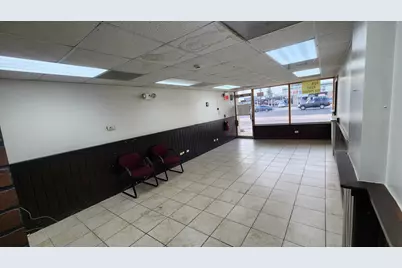 5616 W 79th Street, Burbank, IL 60459 - Photo 2