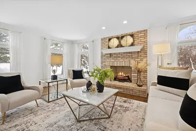 22925 W Schwerman Road, Mundelein, IL 60060 - Photo 4