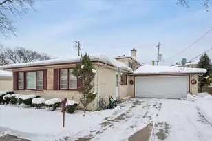 8516 N Ozanam Ave, Niles, IL 60714 - Photo 1