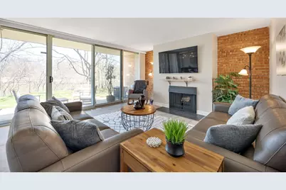 6000 E Lake Drive #1D, Lisle, IL 60532 - Photo 2