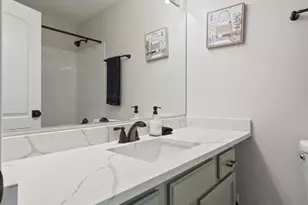 6000 E Lake Dr, Lisle, IL 60532 - Photo 24