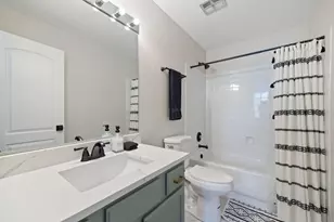 6000 E Lake Dr, Lisle, IL 60532 - Photo 28