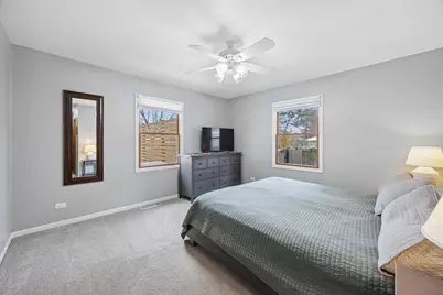 309 N Clinton Avenue, Elmhurst, IL 60126 - Photo 26