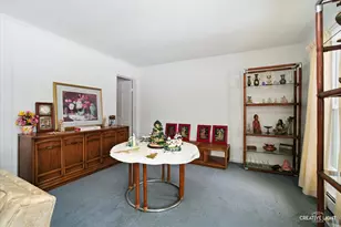 1114 Century Oaks Dr, Elgin, IL 60123 - Photo 6