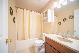 291 Morgan Valley Dr, Oswego, IL 60543 - Photo 16