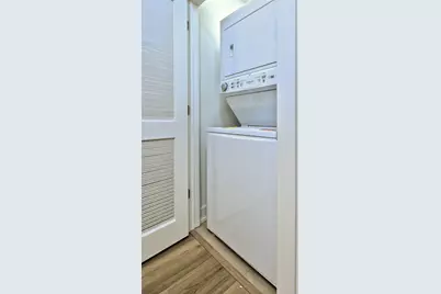 9396 Landings Lane #202, Des Plaines, IL 60016 - Photo 22