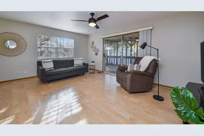 119 Canton Lane, Streamwood, IL 60107 - Photo 6