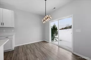 1078 Moraine Dr, South Elgin, IL 60177 - Photo 12