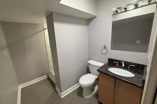 6954 N Greenview Ave, Chicago, IL 60626 - Photo 6