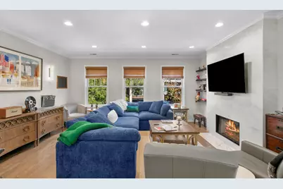 [Address not provided], Chicago, IL 60614 - Photo 2