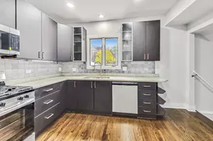 1839 W Henderson St, Chicago, IL 60657 - Photo 36