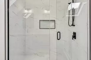 1839 W Henderson St, Chicago, IL 60657 - Photo 46