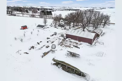 23633 Carroll Road, Lanark, IL 61046 - Photo 4