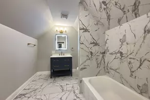 11322 S Normal Ave, Chicago, IL 60628 - Photo 12