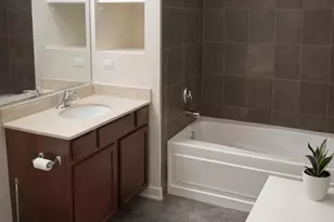 3963 W Belmont Ave, Chicago, IL 60618 - Photo 6