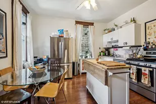 1410 W Cornelia St, Chicago, IL 60657 - Photo 6