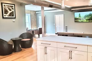 617 E 67th St, Chicago, IL 60637 - Photo 2