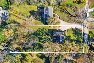 6 Pinehill Ln, Oak Brook, IL 60523 - Photo 1