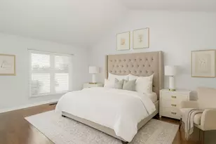 1080 Ridgefield Cir, Carol Stream, IL 60188 - Photo 16