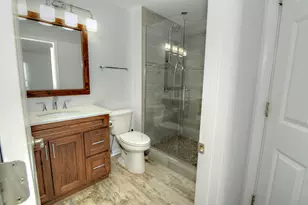 1080 Ridgefield Cir, Carol Stream, IL 60188 - Photo 20