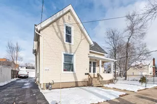 552 Simms St, Aurora, IL 60505 - Photo 2