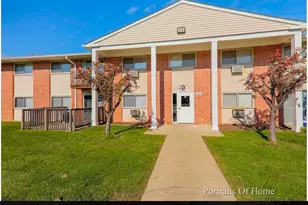 685 E Fullerton Ave, Glendale Heights, IL 60139 - Photo 1