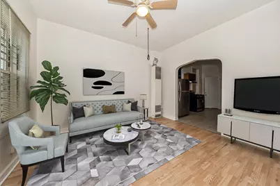 2242 W 19th Street #1R, Chicago, IL 60608 - Photo 2