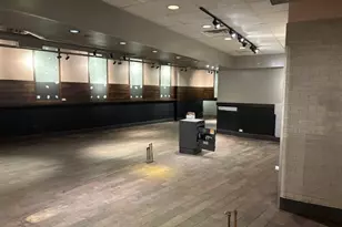 111 E Chestnut St, Chicago, IL 60611 - Photo 4