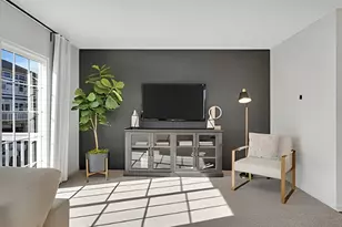 367 Bridgeview Ct, Saint Charles, IL 60174 - Photo 2