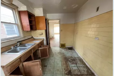 612 E 104th Street, Chicago, IL 60628 - Photo 6