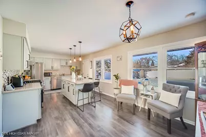 113 April Lane, North Aurora, IL 60542 - Photo 8