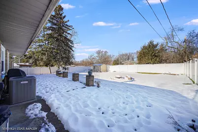 113 April Lane, North Aurora, IL 60542 - Photo 18