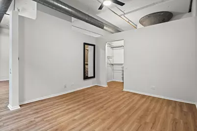 130 S Canal Street #212, Chicago, IL 60606 - Photo 8