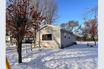 518 Spring Street, Streator, IL 61364 - Photo 2